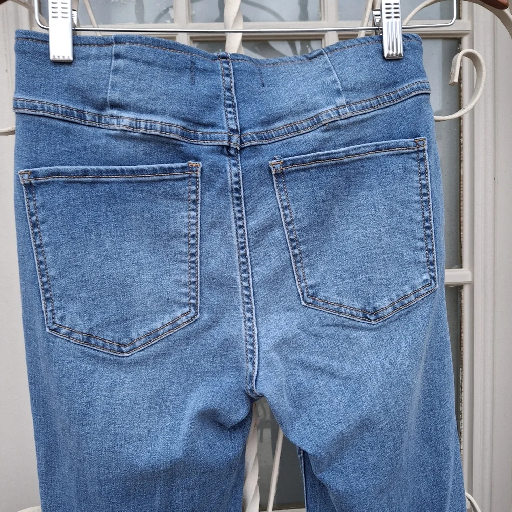 We The Free Penny Pull-On Wide Flare Soft Denim Blue Stretch Jeans Women Size 27 - Picture 7 of 16